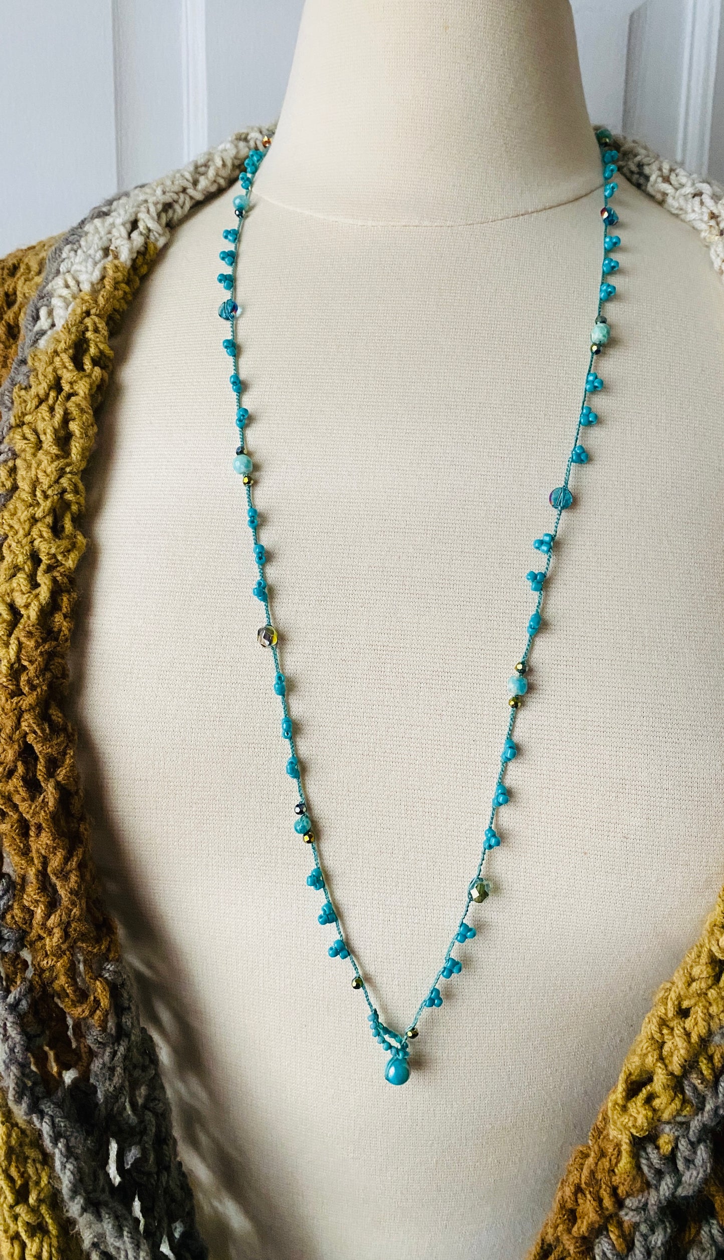 Blue aqua picot necklace