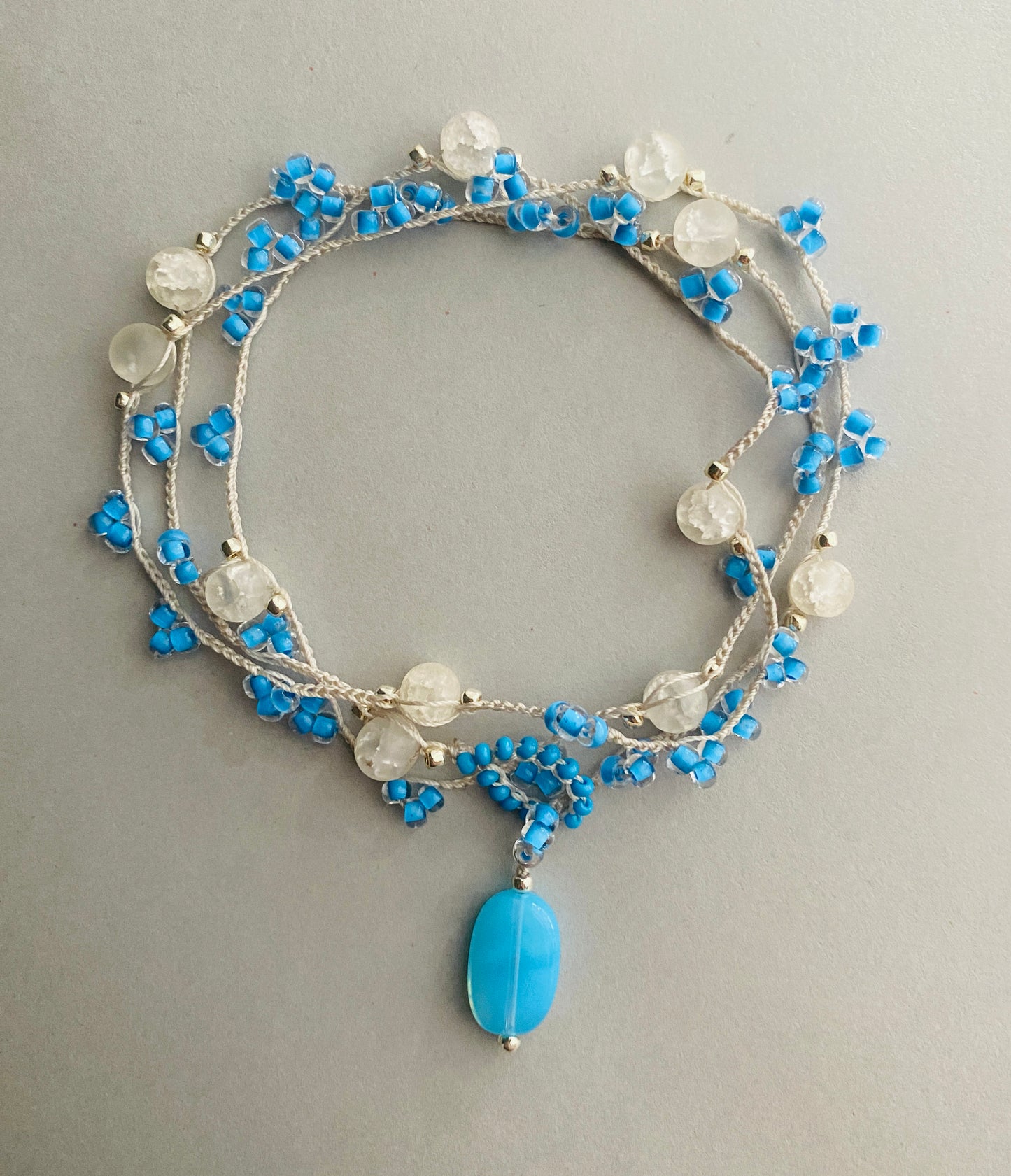 Blue moon crochet necklace