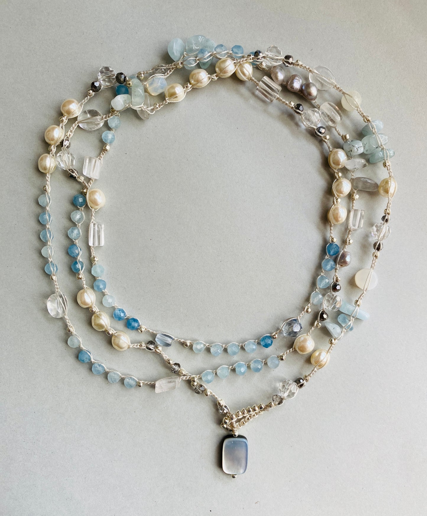 Aquamarine and pearl crochet necklace